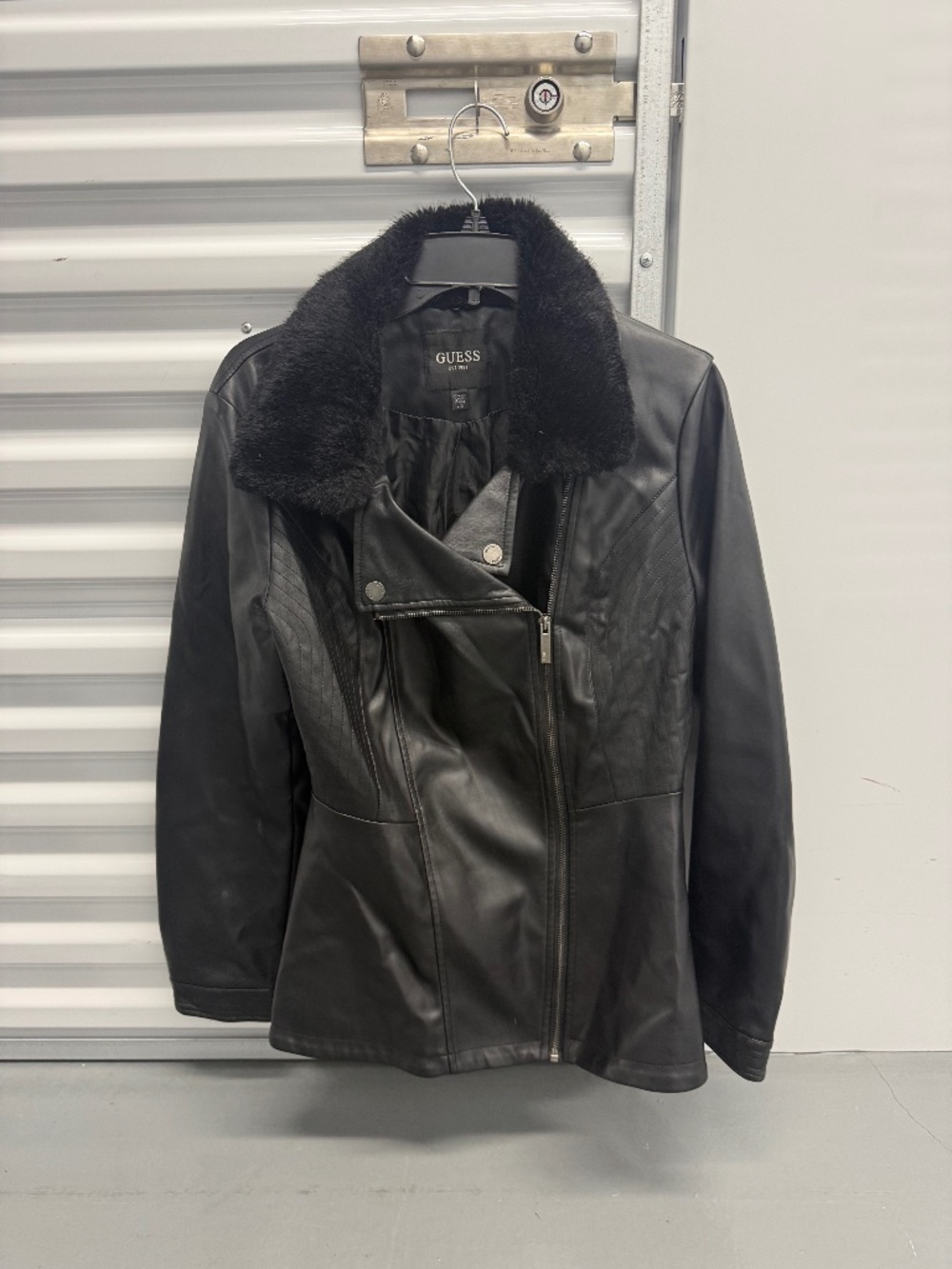 GUESS Women's Black Faux Leather Moto Jacket Fur Collar Size L